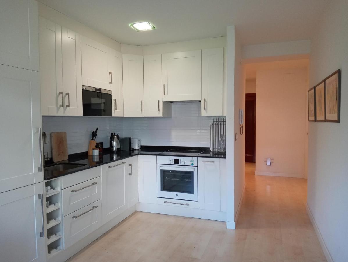 Surf And Art Apartment Parking Gratuito Овьедо Экстерьер фото