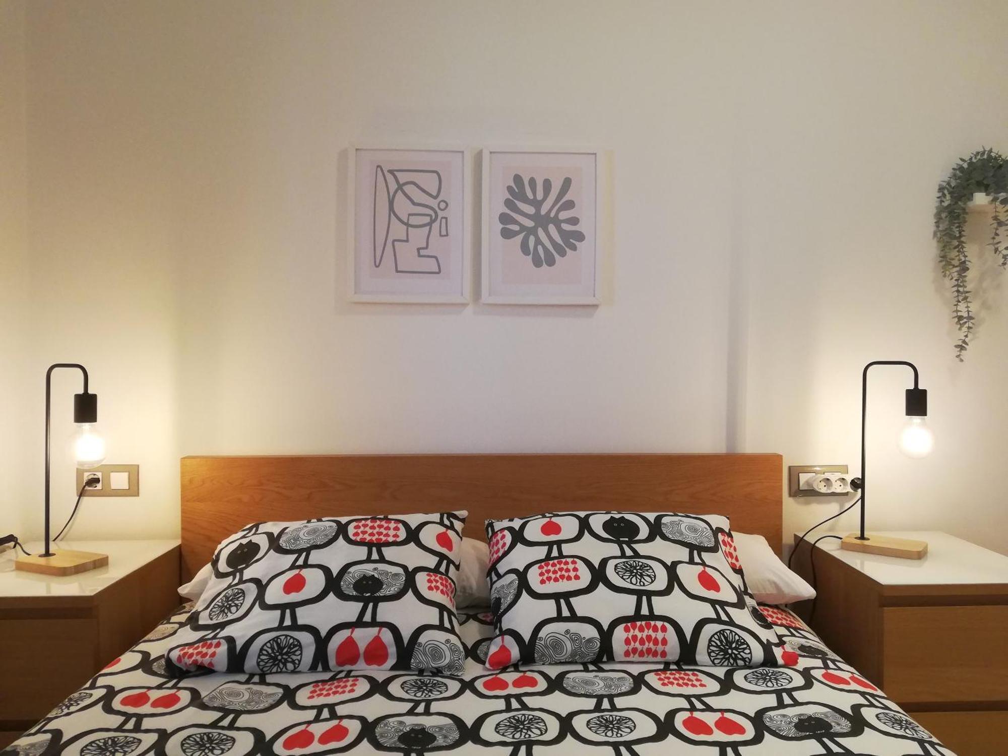 Surf And Art Apartment Parking Gratuito Овьедо Экстерьер фото